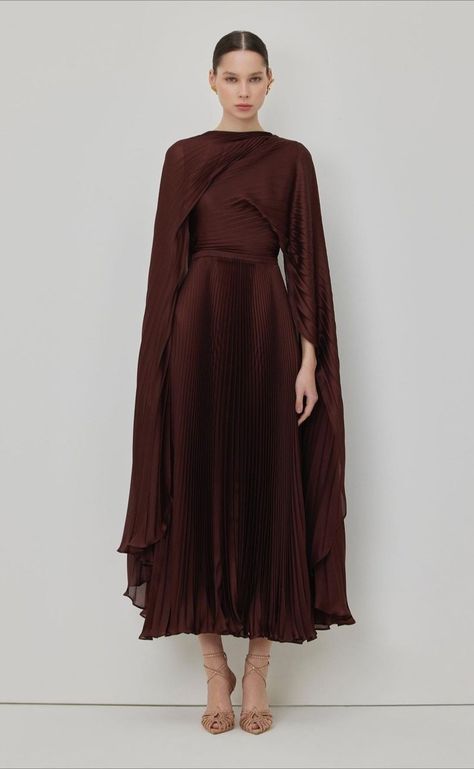 Satin Modest Dress, Soiree Dress, Elegant Dresses Classy, Modesty Fashion, Elegante Casual, Stil Inspiration, Vestidos Vintage, Hijabi Fashion, Elegantes Outfit