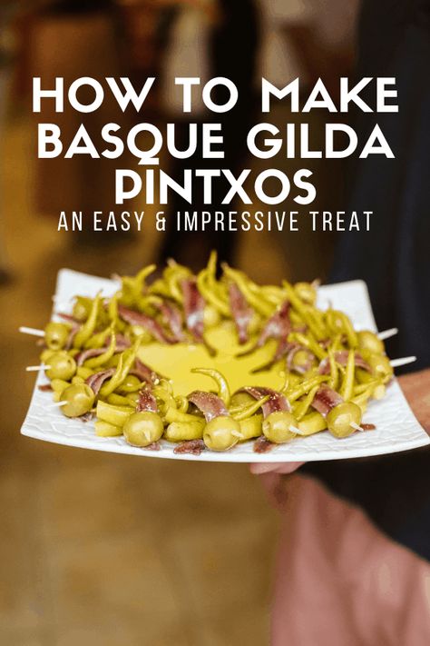 Easy Spanish Gilda Recipe - Pepper, Olive, & Anchovy Skewers Pintxos Recipes, Basque Food, Spanish Dinner, Tapas Party, Recipe Icon, Spain Food, Pig Ears, Beef Cheeks, Tapas Recipes