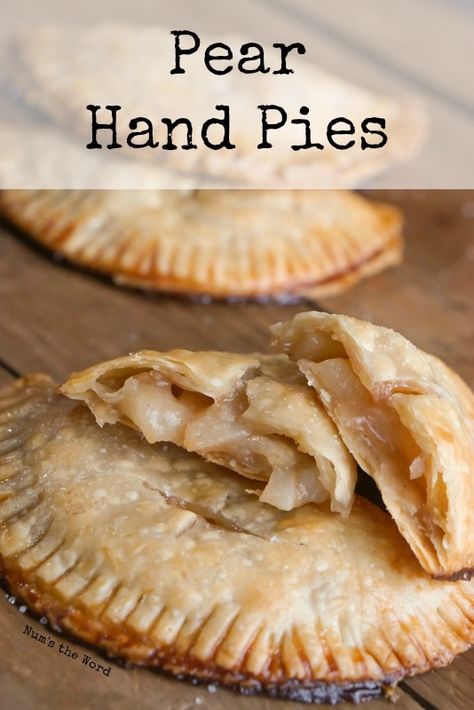 Pear Hand Pies Easy, Pear Hand Pies, Fresh Pear Recipes, Pear Pie Filling, Ukrainian Desserts, Pear Recipes Easy, Pear Tart Recipe, Pear Pie Recipe, Pear Dessert Recipes