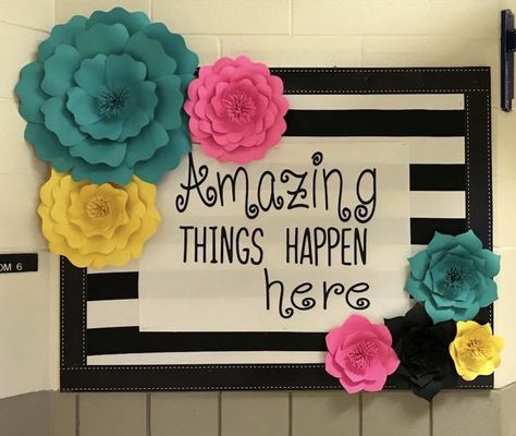 Bulletin board black and white Cosmetology Bulletin Board Ideas, White Board Design Classroom, Diy Bulletin Board Flowers, Bulletin Board Ideas With Flowers, Class White Board Decoration Ideas, Trendy Bulletin Boards, Black And White Bulletin Board, Bulletin Board Border Ideas, We Are Blooming Bulletin Boards