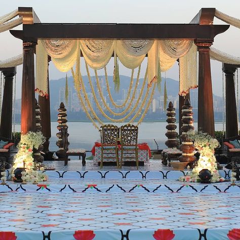 White Wedding Mandap, Wedding Mandap Decor, Reception Decoration Ideas, Outdoor Wedding Reception Decorations, Hindu Wedding Decorations, Mandap Design, Lakeside View, Mandap Decor, Telugu Wedding