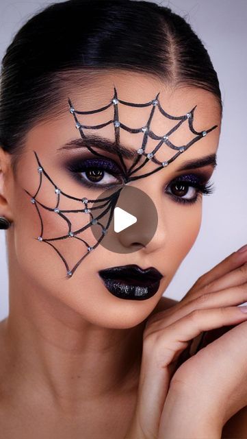 Halloween Diy Face Makeup, Halloween Spider Makeup Ideas, Skeleton Lips Makeup, Halloween Spider Face Makeup, Spider Web Face Makeup, Easy Animal Makeup, How To Do Halloween Makeup, Face Paint Halloween Ideas, Halloween Make Up 2024