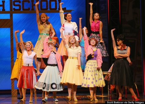 Hairspray Costume Ideas, Grease Fashion, Grease Play, Hairspray Costume, Grease Outfits, Grease Lightning, Grease Party, Grease Costumes, Grease Musical