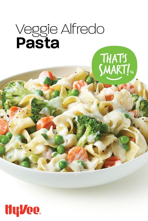 Everyone's favorite pasta dish gets a healthy update with veggies and a homemade Alfredo sauce. What's even better? That you can make it on a budget. Veggie Alfredo Pasta, Veggie Alfredo, Alfredo Recipe, Alfredo Pasta, Debt Consolidation, Alfredo, Loans, Family Meals, Macaroni And Cheese