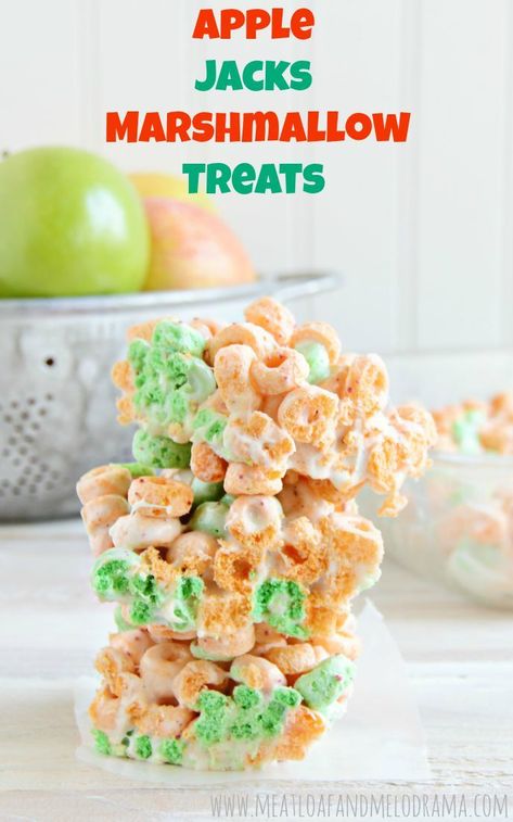 Apple Jacks Marshmallow Treats - a fun, easy no-bake recipe using Apple Jacks cereal and marshmallows Apple Jacks Cereal, Marshmallow Treats Recipe, Cereal Treat Recipes, Gooey Desserts, Dessert For Kids, Recipe Using Apples, Marshmallow Cereal, Apple Jacks, Marshmallow Popcorn