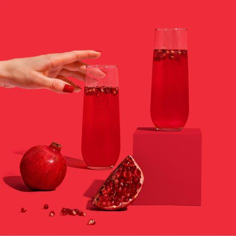 Cherry Pomegranate Mimosas - Ultima Replenisher Creative Director Portfolio, Director Portfolio, Business And Advertising, Fashion Art Direction, Logo And Identity Design, What Is Fashion Designing, Red Drinks, Book And Magazine Design, Photography Commercial