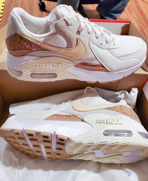 Cute Nike Air Max Shoes, Air Max Outfit Women, Airmax Excee, Nike Airmax Excee, Nike Air Max Excee, Trendy Shoes Sneakers, Air Max Shoes, Nike Shoes Air Max, Cute Nike Shoes