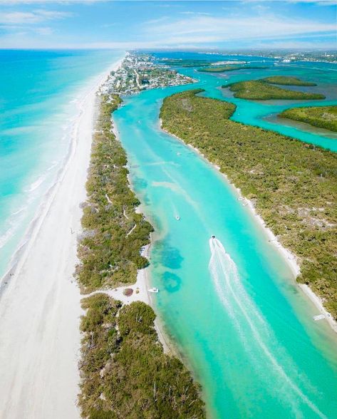 Englewood Beach, seen from the clouds. Pure coastal bliss. 🌤️🏝️ 📷️ @hoovisyo on IG #PuntaGorda #EnglewoodBeach #BestSideOutside #LoveFL Englewood Florida, Beautiful Florida, Terrazzo Floors, Happy Earth Day, Florida Beach, Happy Earth, Screened Porch, Florida Beaches, Beach Florida