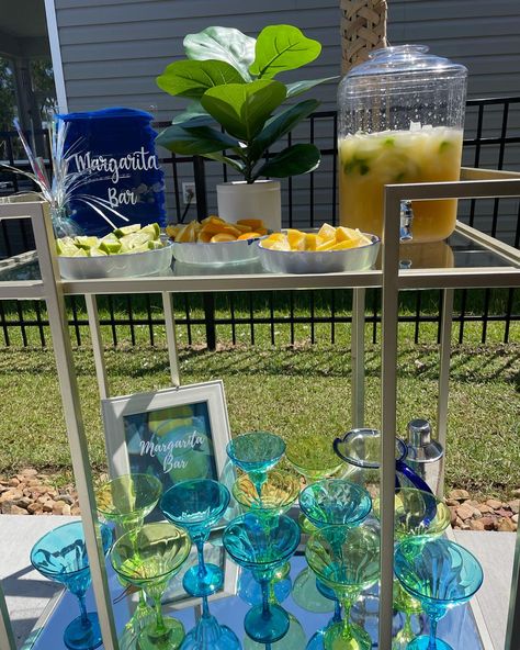 Margarita Bar Cart, Margarita Station, Tequila Birthday, Margarita Party, Margarita Bar, Bar Station, Housewarming Party, Planning Ideas, Bar Cart