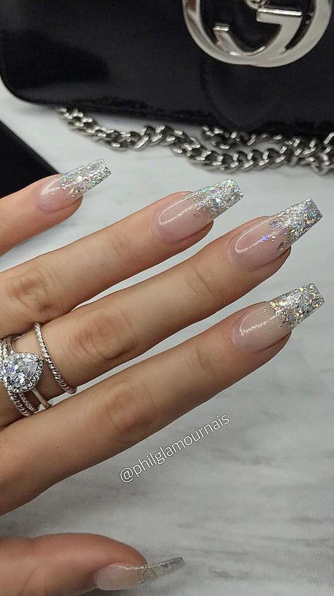 Glitter Nails Ombre, Nail Art Paillette, Nails Looks, Glitter Nails Acrylic, Nails Ombre, Ombre Glitter, Nails Glitter, Glitter Ombre, Birthday Nails