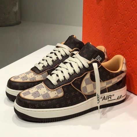 Zapatillas Louis Vuitton, Sneakerhead Room, Gents Shoes, Pretty Sneakers, Louis Vuitton Collection, Pretty Shoes Sneakers, Sneakers Fashion Outfits, Tenis Nike, Lv Shoes