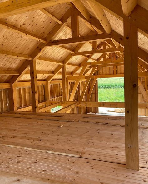 Timber Frame Cabin, Wall Metal Art, Garage Design Interior, Silo House, Timber Frame House, Log Home Floor Plans, Homestead House, Timber Frame Construction, Carport Designs