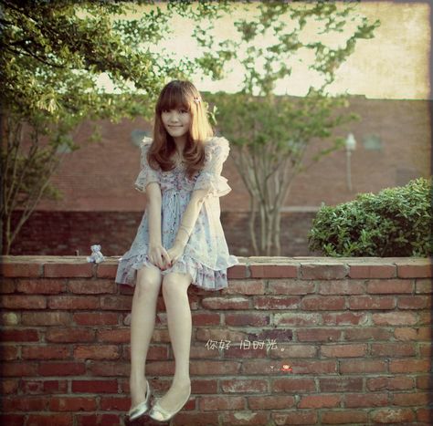 Innocent Aesthetic, Tumblr Hipster, Innocent World, Art Advice, Spring Shower, New Year New Me, Pose Reference Photo, Girly Fashion, Blythe Dolls