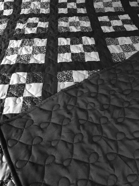 This is a black and gray patchwork quilt.  Nine patch bordered in black with a black backing. Home Sweet Hell, Gothic Cottage, Granny Square Quilt, Two Color Quilts, Nine Patch, My Sewing Room, English Paper Piecing, Patchwork Quilt, Apartment Inspiration