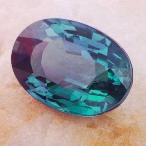 June Gemstone, Alexandrite Jewelry, Rare Gems, Mineral Stone, Minerals And Gemstones, Rocks And Gems, Gem Stones, Precious Gems, Gems And Minerals