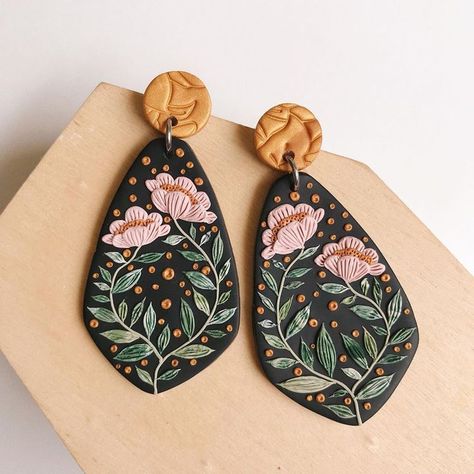 polymer clay earrings 🌸 on Instagram: “shop update coming sometime next week!! more details soon hehe 🥀” Folk Style, Polymer Earrings, Polymer Clay Jewelry Diy, Clay Jewelry Diy, Earrings Inspiration, Wooden Earrings, Diy Schmuck, Bijoux Diy, Polymer Clay Crafts