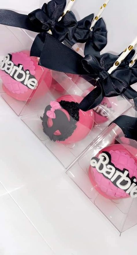 Barbie Themed Birthday Party Treats, Barbie Theme Candy Apples, Afro Barbie Birthday Party, Barbie Candy Apples, Black Barbie Birthday Party, Barbie Treats, Girls Barbie Birthday Party, Black Candy Apples, Brunch Event