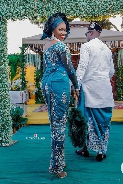 Nigerian Wedding Dresses Traditional, African Head Dress, Couples African Outfits, Nigerian Wedding Dress, Nigerian Outfits, African Traditional Wedding Dress, African Wedding Attire, Traditional Wedding Attire, African Traditional Wedding