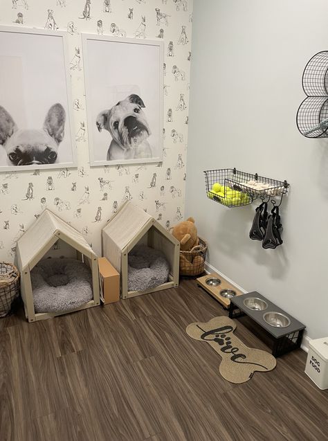 Dog Areas In House Small Living Room, Dog Play Room Design, Bedroom With Dog Area, Inside Dog Area, Doggy Room Ideas Bedrooms, Dog Spaces In Apartments, Pet Home Decor, Dog Room Decor Ideas, Dog Living Room Ideas