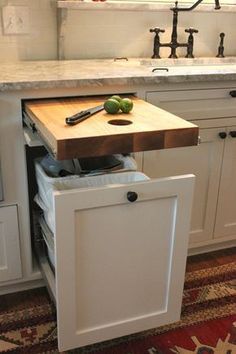 Farm Kitchen Ideas, Organiser Cucina, Desain Pantry, Best Kitchen Cabinets, Cabinet Remodel, Tiny House Kitchen, Diy Kitchen Storage, Farm Kitchen, Kitchen Cabinet Remodel