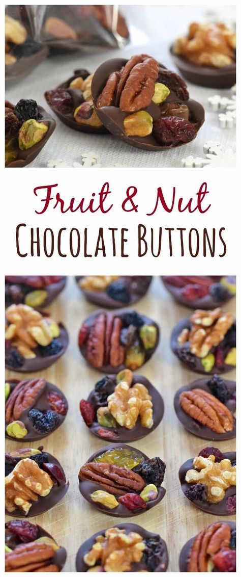 Easy Fruit and Nut Chocolate Buttons Recipe - great idea for homemade Christmas gifts for teachers family and friends Homemade Christmas Gifts For Teachers, Healthy Christmas Food, Fruit And Nut Chocolate, Christmas Gifts For Teachers, Cake Light, Easy Homemade Gifts, Gifts Homemade, Chocolate Buttons, Christmas Food Gifts