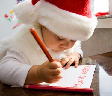 Just Writing A Letter To Santa List Do Mikołaja, Santa Writing, Red White Christmas, Christmas Photography, Childrens Christmas, Christmas Photoshoot, Sanya, The Night Before Christmas, Santa Letter