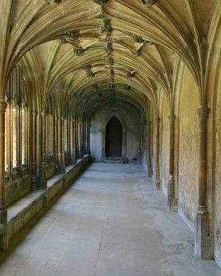 Lacock Abbey (Hogwarts Scenes) Step into the magical world of Hogwarts with a visit to Lacock Abbey, a stunning location used for various scenes in the Harry Potter films. This historic site offers a fascinating blend of medieval architecture and film history, making it a must-see for Potter fans. 🏰✨ Introduction to Lacock Abbey Lacock Abbey, a beautifully preserved medieval building, served as the backdrop for several iconic Hogwarts scenes in the Harry Potter series. Explore its historic ... Lacock Abbey, Medieval Architecture, Harry Potter Films, Film History, Harry Potter Series, Magical World, Historical Sites, Instagram Feed, Hogwarts