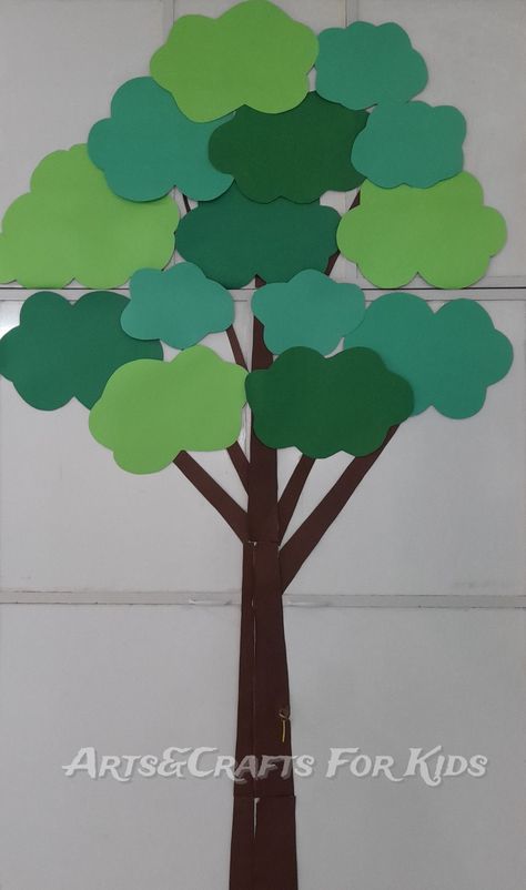 Classroom Ceiling Decorations, Classroom Ceiling, Baby First Birthday Cake, School Wall Art, Big Plants, Diy Paper Crafts Decoration, Kindergarten Crafts, Tree Crafts, Ceiling Decor