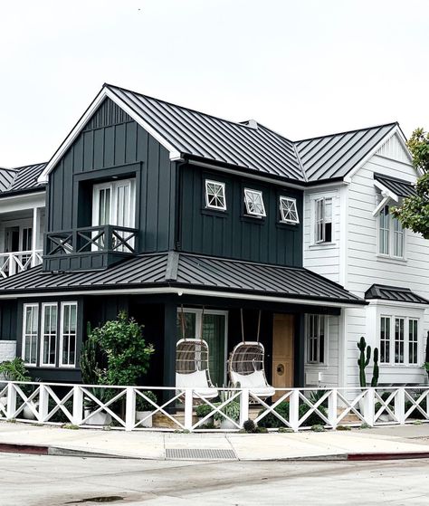 Vintagehome Black Metal Roof, White Porch, White Exterior Houses, Brick Steps, Porch Roof, Hill Interiors, White Windows, Casa Exterior, Modern Farmhouse Exterior