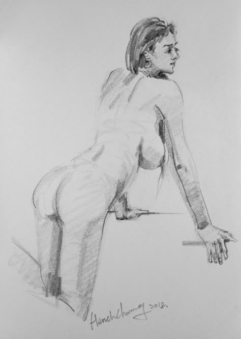 life drawing , pencil ,female model,Hench Chang 2018 Figure Sketching Female, Life Drawing Model Female Photo, Life Drawing Model Female, Female Anatomy Drawing Pose, Life Drawing Pencil, Female Drawing Poses, Life Drawing Model, Drawing Model, Female Photo