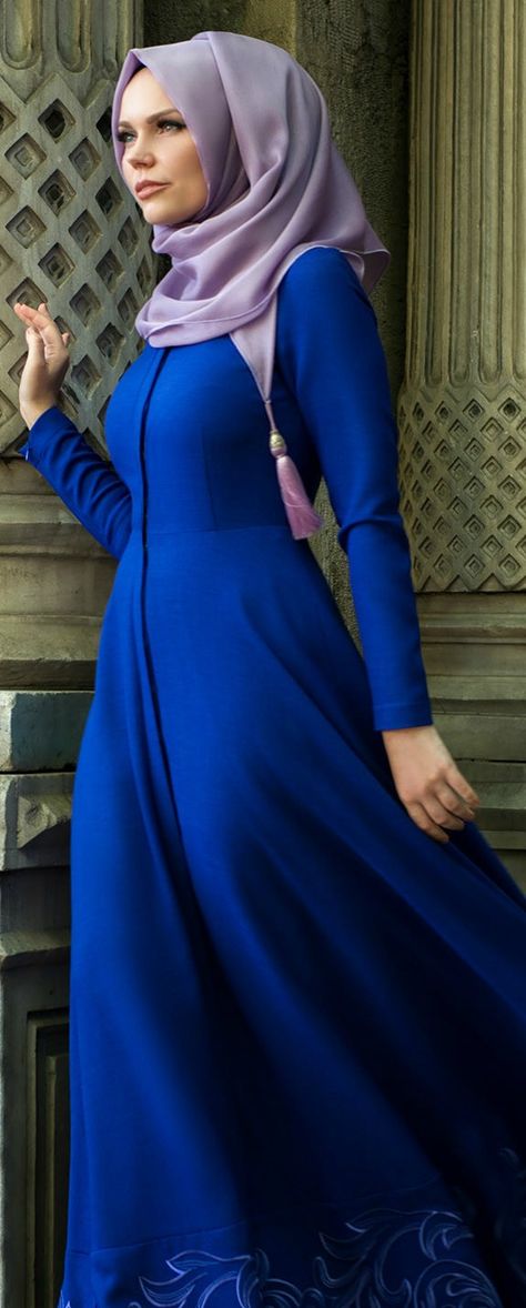 Blue Dress Blue Hijab Outfit, Blue Hijab, Blush Prom Dress, Outfit Yellow, Hijab Abaya, Hijabi Outfit, Outfits Modest, Islamic Dress, Royal Blue Dress