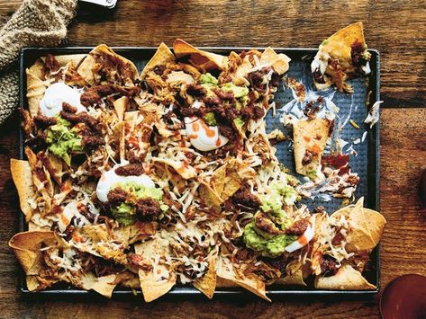 Kristin Cavallari shares sheet-pan nacho recipe from new cookbook - Insider Roasted Salsa Recipe, Best Nacho Recipe, Nacho Recipe, Sheet Pan Nachos, Pan Nachos, Cozy Recipes, Slow Cooker Chicken Tacos, Easy Guacamole, Sugar Free Diet