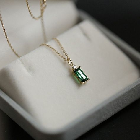 قلادات متدلية, Emerald Green Necklace, Baguette Necklace, Malachite Necklace, Emerald Necklace, Square Pendant, Green Crystal, 925 Sterling Silver Chain, Gemstone Necklace Pendant