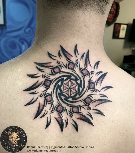 Unique Sun Tattoo For Men, Sudarshan Chakra Art, Circle Mandala Tattoo, Round Mandala Tattoo, Sudarshan Chakra Tattoo, Mandala Tattoo For Men, Round Tattoo Design, Round Tattoo Ideas, Zen Tattoos