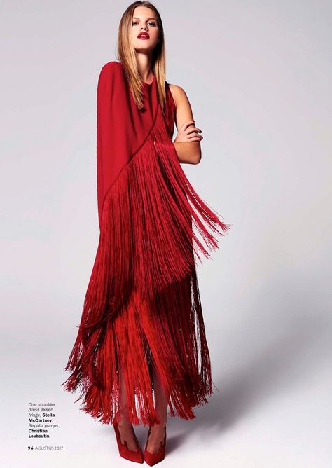 Red fringe #Valentine #date #datenight #love #Galentines #ValentinesDay #style #look #ootd #dress #RED #holiday #glam Outfit Vestido Rojo, Red Fringe Dress, German Model, Fringe Clothing, Red Fringe, Fringe Fashion, Holiday Glam, Ootd Dress, Fall 2017