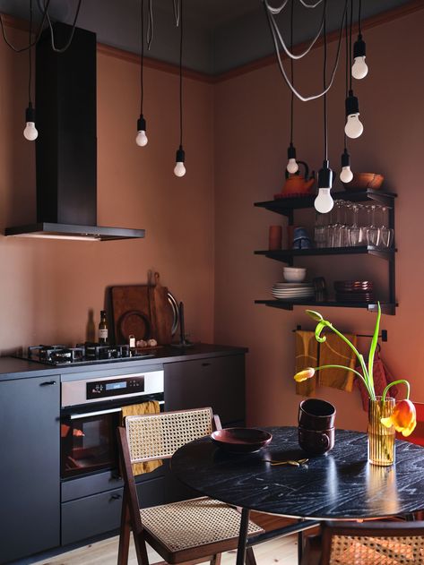 Small Attic Apartment, Small Attics, Pink Apartment, Scandinavian Apartment, Small Attic, Townhouse Designs, Black Kitchen, Kitchen Color, Dream Apartment