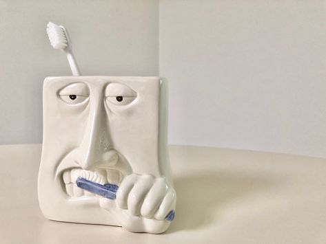 Diy Toothbrush Holder, Ceramic Toothbrush Holder, Father Art, Ceramic Face, Beginner Pottery, Ceramic Art Sculpture, Geometric Pattern Art, Advanced Ceramics, Flower Gift Ideas