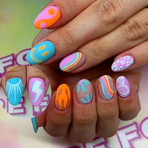 Fun Creative Nail Designs, Dazed And Engaged Nails, Random Nail Designs, Two Different Colored Nails On Each Hand, Summer Nails 2023, Nail Design Glitter, Hippie Nails, Colorful Nail, Summery Nails