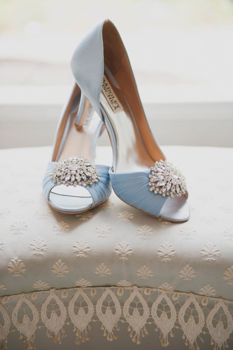 Light Blue Badgley Mischka Shoes Light Blue Wedding Shoes, Simple Wedding Shoes, Wedding Shoes Photography, Wedding Shoes High Heels, Converse Wedding Shoes, Wedding Shoes Sandals, Wedding Shoes Vintage, Wedge Wedding Shoes, Wedding Shoes Low Heel