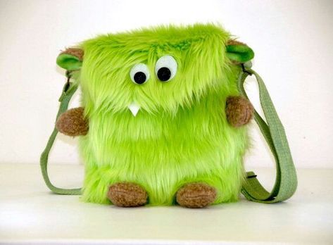 Blanket Costume, Monster Backpack, Fur Purse, Selling Handmade Items, Fur Fabrics, Sewing Bag, Diy Bag, Sell Handmade, Kids Bags