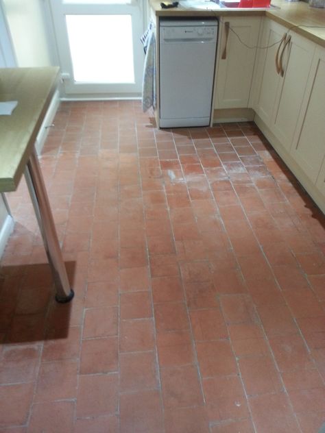 Quarry tiles in Cople Before Cleaning Quarry Tiles Kitchen, Tiled Kitchen Floor, Tiling Kitchen, Quarry Tile Floor, Tiled Kitchen, Neutral Tile, Dirty Kitchen, Used Cabinets, Cheap Flooring