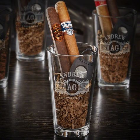 Whiskey and cigars go together like PB&J. He'll love this classy whiskey gift. #whiskey #whiskeygifts #giftsforhim #cigargifts #personalizedgifts #giftsfordad #boyfriendgifts #husbandgifts #bestmangifts Custom Beer Glasses, Pint Of Beer, Whiskey Gifts, Sugar Scrub Diy, Beer Custom, Gifts For Beer Lovers, Beer Lovers, Glass Gifts, Beer Glass