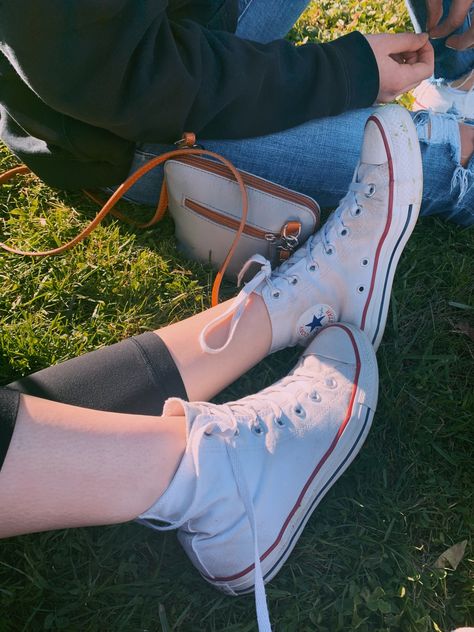 Converse And Socks, Knee High Converse, High Converse, Converse Chucks, Vans Converse, Cute Sneakers, Swim Caps, Shoe Inspo, Couples Goals