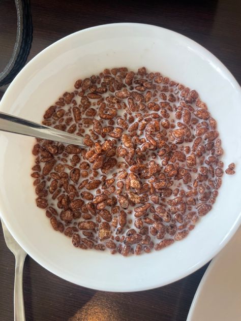 #breakfast #cereal #aesthetic l Chocokrispis Cereal, Korean Cereal, Cereal Bowl Aesthetic, Cereals Aesthetic, Frosties Cereal, Cereal Aesthetic, Kellogs Cereal, Captain Crunch Cereal, Breakfast Pictures