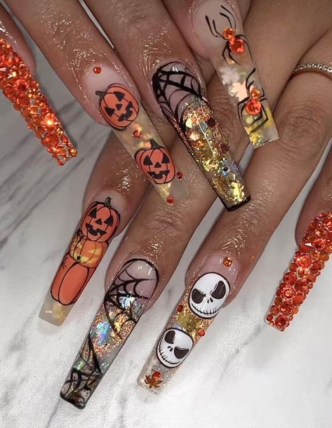 Disney Halloween Nails Design, Ongles Halloween, Purple Halloween Nails, Pink Halloween Nails, Black Halloween Nails, Horror Nails, Holloween Nails, Halloween Acrylic, Halloween Press On Nails