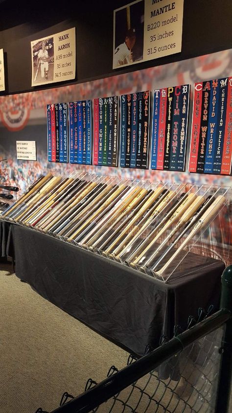 Louisville Slugger Museum & Factory #LoveLouisville Louisville Slugger Bat, Louisville Slugger Museum, Happy Guy, Louisville Slugger, Museum Store, Factory Tours, Cleveland Indians, Lego Creations, Wonderful Time