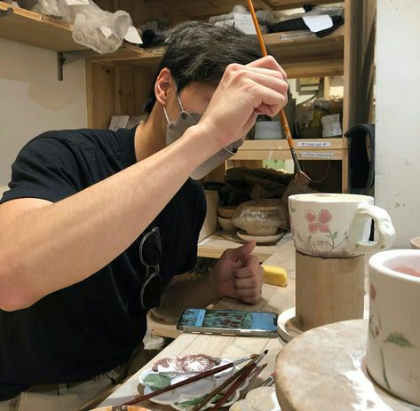 Pottery Guy Aesthetic, Artist Guy Aesthetic, Artsy Boy, Computer Science Lessons, The Love Club, Artist Aesthetic, Aesthetic Boy, High School Sweethearts, Artist Life