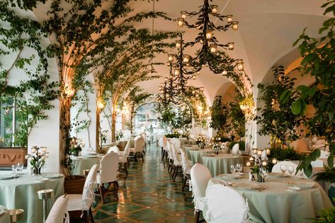 Ristorante La Sponda, Positano - Restaurant Reviews, Phone Number & Photos - TripAdvisor Positano Restaurant, Restaurant Lighting Design, Sirenuse Positano, Amalfi Coast Itinerary, Le Sirenuse, Campania Italy, Decoration Restaurant, Romantic Restaurant, Luxury Restaurant