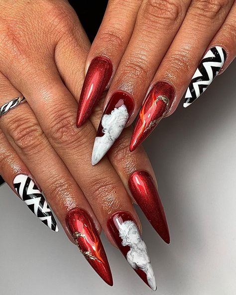 FIRE WALK WITH ME • Twin Peaks Gel X stiletto long @apresnailofficial Exclusive Access & more @thegelbottlefrance @the_gelbottle_inc… | Instagram Twin Peaks Nails, Twin Peaks Art, Fire Walk With Me, Fire Nails, Twin Peaks, Nail Artist, Twins, Manicure, Nail Art