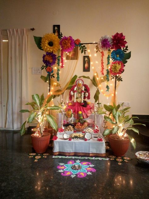 Navratri House Decoration, Mata Ka Darbar Decoration At Home, Festival Decorations Indian Home, Diy Festive Decor Indian, Decoration For Navratri At Home, Navratri Puja Decoration At Home, Festive Decorations Indian, Navaratri Decoration Ideas At Home, Festival Decorations Indian